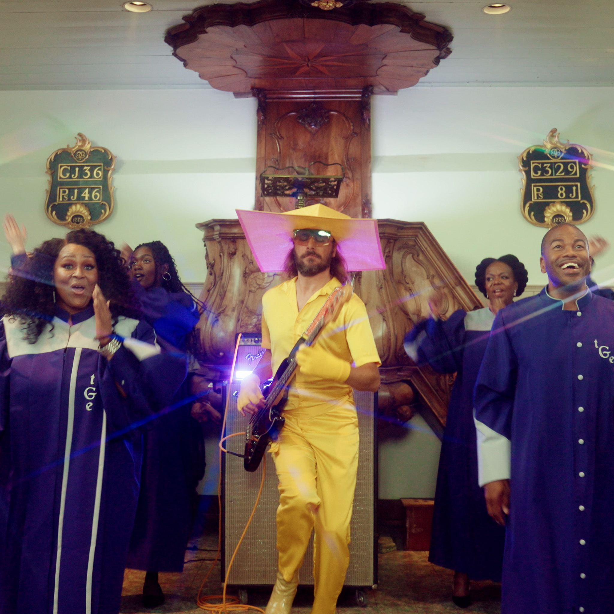 Goodville x Cases – Arp Frique.00_00_53_00.Still014